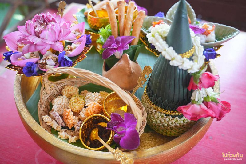 เที่ยวจันทบุรี, บ้านน้ำพริกข้าวสวย, ร้านอาหารจันทบุรี, ร้านอาหารอร่อยจันทบุรี, บ้านน้ำพริกข้าวสวย จันทบุรี  อาหารไทยสูตรชาววัง ในชุดสำหรับโบราณ  