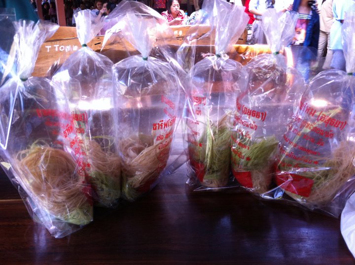 อยุธยา, top 4+ ร้านโรตีสายไหมอยุธยาเจ้าดัง ของฝากขึ้นชื่อของอยุธยา