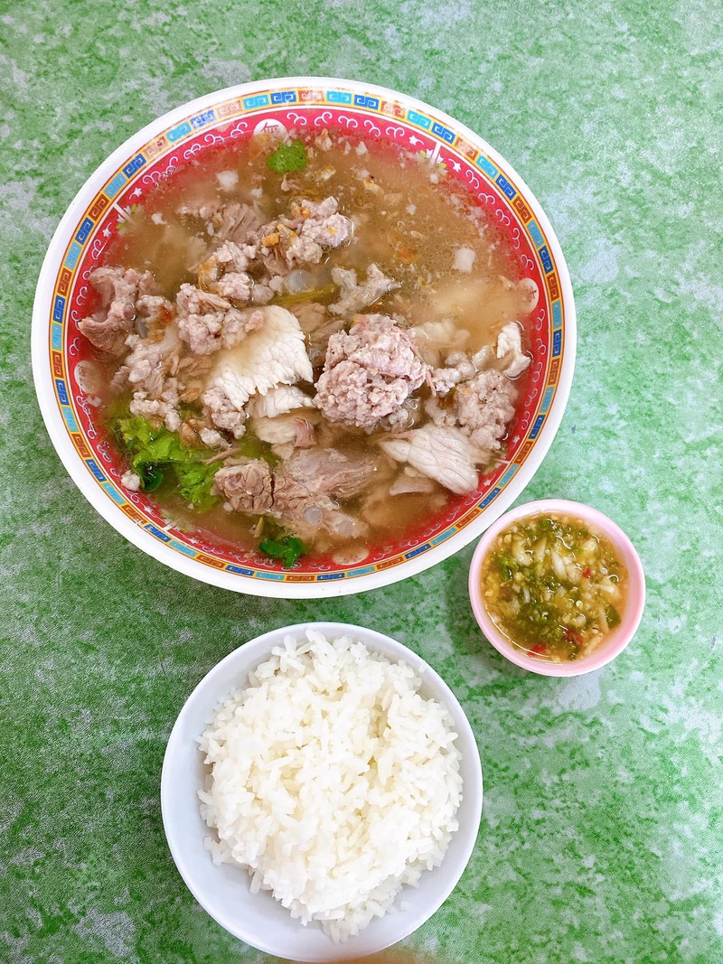 top 18+ ร้านอาหารเก่าแก่ ร้านเด็ดในตำนาน ที่ไม่ควรพลาด @ชลบุรี พัทยา บางแสน! ร้านอาหารเก่าแก่ ชลบุรี พัทยา บางแสน