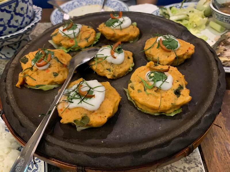 top 18+ ร้านอาหารเก่าแก่ ร้านเด็ดในตำนาน ที่ไม่ควรพลาด @ชลบุรี พัทยา บางแสน! ร้านอาหารเก่าแก่ ชลบุรี พัทยา บางแสน