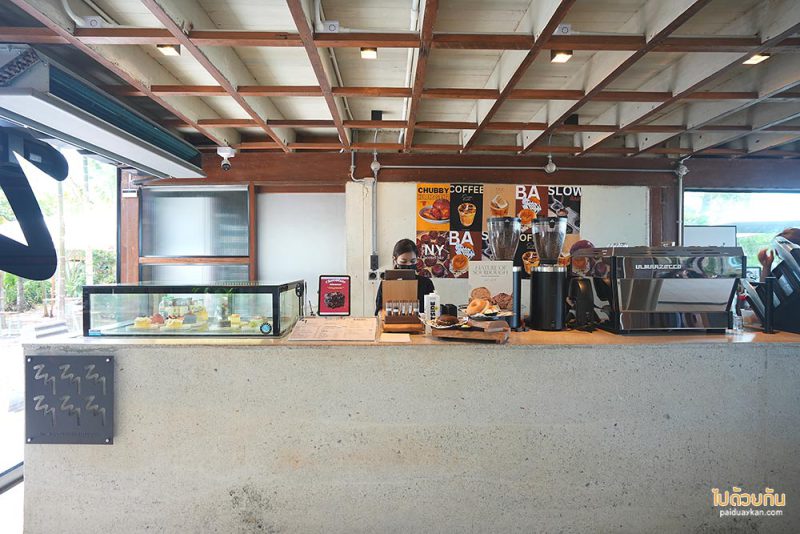 คาเฟ่บางแสน, คาเฟ่บางแสนริมทะเล, way coffee house, way coffee house  คาเฟ่บ้านไม้สุดวินเทจ ริมทะเล