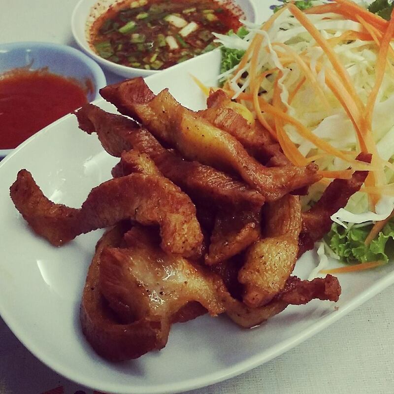 ของกิน bts ช่องนนทรี รวม 7 ร้านอาหารใกล้บีทีเอสช่องนนทรี แต่ละร้านน่าทานมากกก!