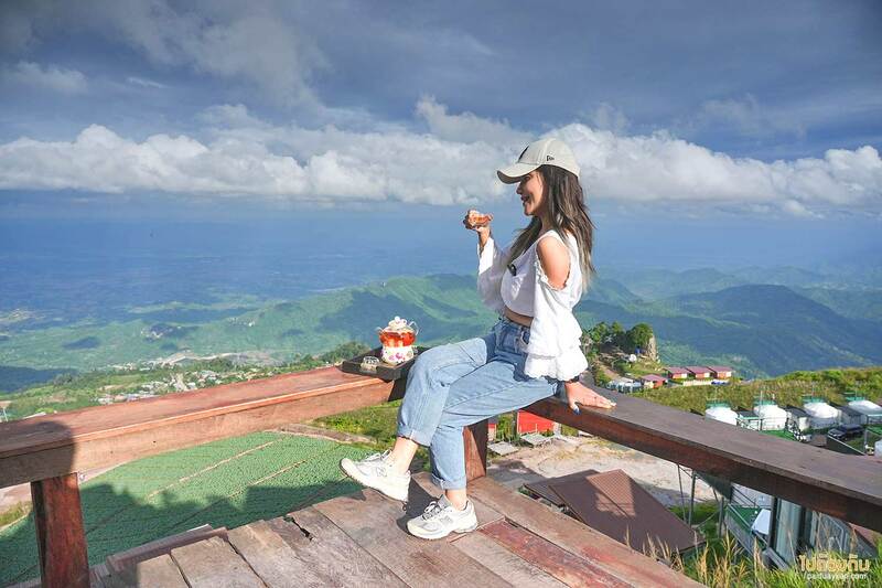 ภูทับเบิก, เที่ยวภูทับเบิก, คาเฟ่ภูทับเบิก, ยอดภูคาเฟ่, ยอดภูคาเฟ่ ภูทับเบิก จิบชาอุ่น ชมผาหัวสิงห์ ชิลให้สุดใจ