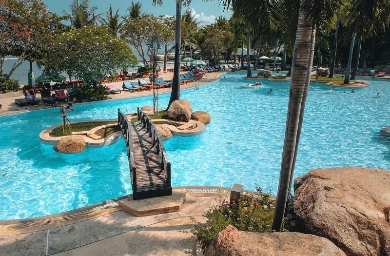 พัทยา, top 15+ ที่พักพัทยา 2567 ที่พักพูลวิลล่า สวยๆ ติดทะเล ราคาไม่แพง