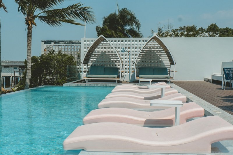 พัทยา, top 15+ ที่พักพัทยา 2567 ที่พักพูลวิลล่า สวยๆ ติดทะเล ราคาไม่แพง