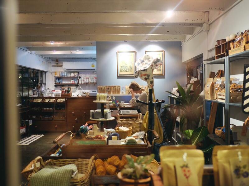 top 16+ คาเฟ่อารีย์ : เดินทางง่าย ติดรถไฟฟ้า bts อารีย์!