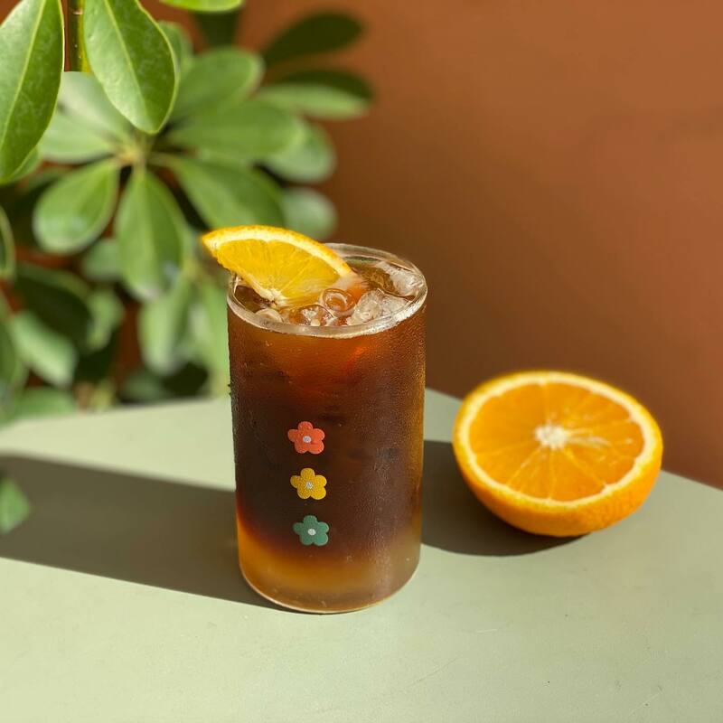 top 16+ คาเฟ่อารีย์ : เดินทางง่าย ติดรถไฟฟ้า bts อารีย์!