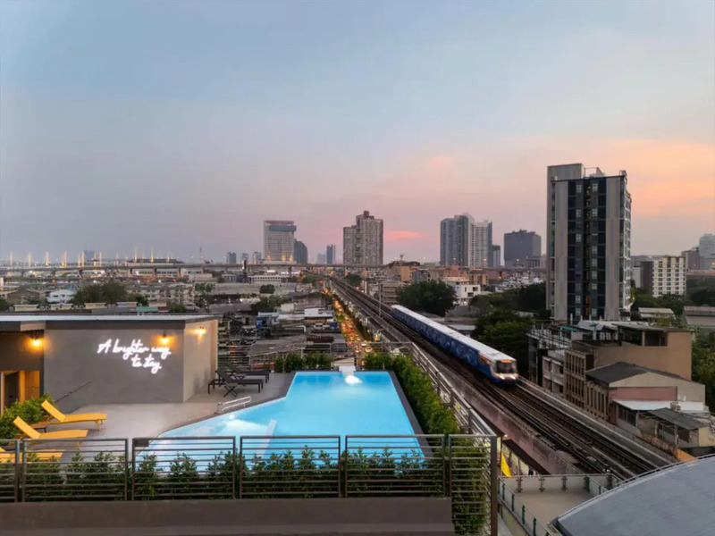 lumen bangkok โรงแรมน้องใหม่ ติด bts ใจกลางย่านอุดมสุข
