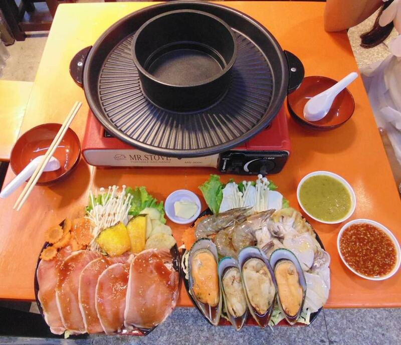 ตลาดสายใต้เซ็นเตอร์ ของกิน :: ตลาดนัดยามค่ำคืน เอาใจสายกิน สายช็อปโดยเฉาะ มาพร้อมเมนูเด็ดมากมาย ไม่ควรพลาด!!