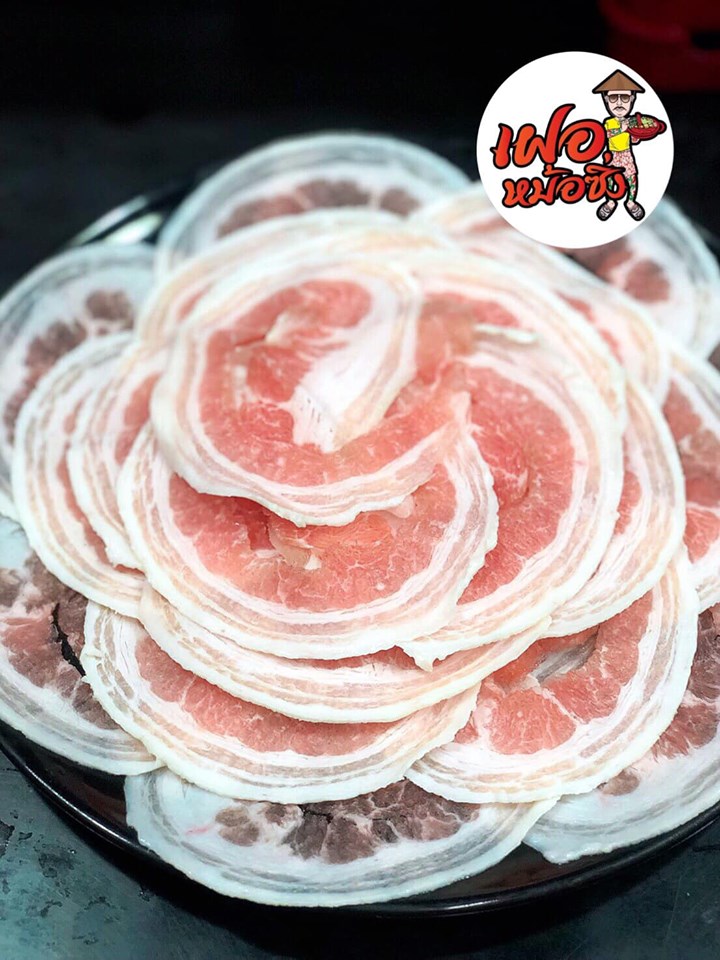 ตลาดสายใต้เซ็นเตอร์ ของกิน :: ตลาดนัดยามค่ำคืน เอาใจสายกิน สายช็อปโดยเฉาะ มาพร้อมเมนูเด็ดมากมาย ไม่ควรพลาด!!