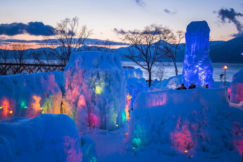 asahiyama zoo, daimaru, hill of the buddha, hokkaido shrine, jigokudani noboribetsu, lake shikotsu, makomonai takino, mt. moiwa, nijo market, nikka, ningle terrance, niseko village ski resort, noren yokocho, otaru, otaru aquarium, sapporo station, sapporo stellar place, snow festival, susukino, tanukikoji, ขนมฮอกไกโด, คลองโอตารุ, จุดชมวิวโมอิวะ, ซัปโปโร, ซูซูกิโนะ, ตลาดนิโจ, ทะเลสาปชิโกสึ, ทานูกิโคจิ, นิเซโกะ สกีรีสอร์ท, พิพิธภัณฑ์สัตว์น้ำโอตารุ, ภูเขาโมอิวะ, ย่านซูซูกิโนะ, ลานสกีฮอกไกโด, ศาลเจ้าฮอกไกโด, สถานีรถไฟซัปโปโร, สวนสัตว์อาซาฮิยามะ, หมู่บ้านเทพนิยาย, หุบเขานรก, ฮอกไกโด 2024, ฮอกไกโด 2567, เที่ยวฮอกไกโด 2024, เที่ยวฮอกไกโด 2567, เนินเขาแห่งพระพุทธเจ้า, เเล่นสกีฮอกไกโด, แลนด์มาร์ฮอกไกโด, โมอาย ฮอกไกโด, top 15+ ที่เที่ยวฮอกไกโด 2024 เก็บทุกจุดแลนด์มาร์ค บรรยากาศฟินๆ