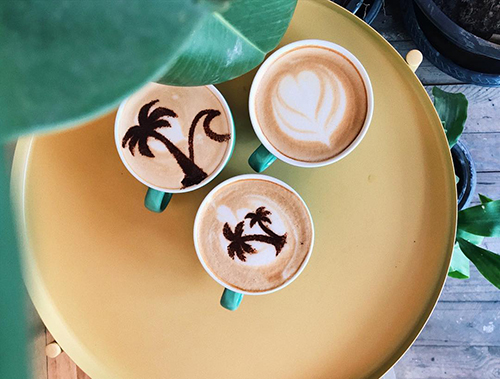 top 10+ ร้านขนมพรีเมียม คาเฟ่ของคนรักขนมหวาน ขนมไทย ย่านทองหล่อ-เอกมัย