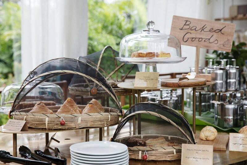 top 10+ ร้านขนมพรีเมียม คาเฟ่ของคนรักขนมหวาน ขนมไทย ย่านทองหล่อ-เอกมัย