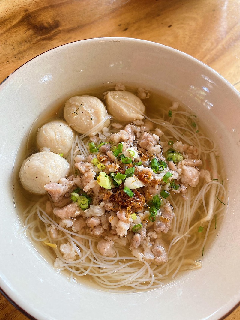 ร้านอาหารบางแสน ชลบุรี อร่อยไม่แพง : 25 ร้านอร่อยราคาประหยัด ใกล้หาดบางแสน