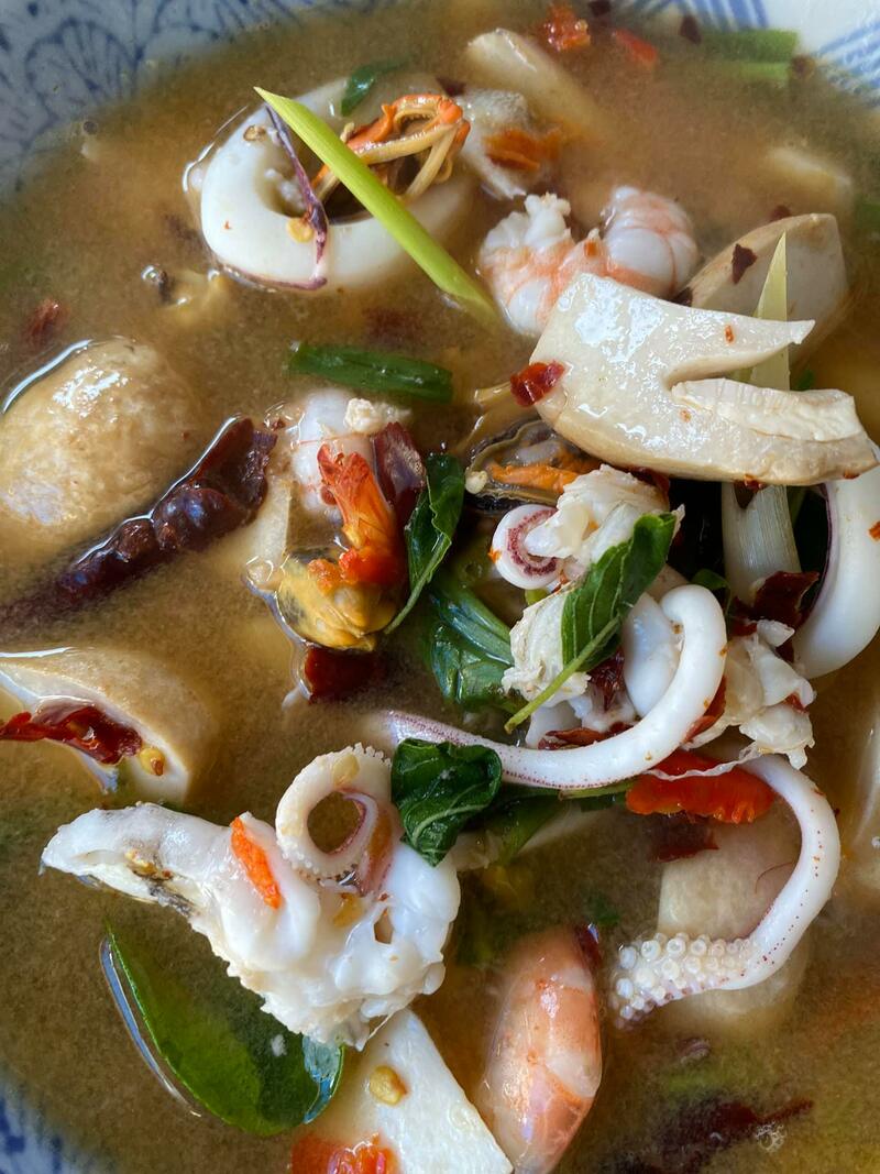 ร้านอาหารบางแสน ชลบุรี อร่อยไม่แพง : 25 ร้านอร่อยราคาประหยัด ใกล้หาดบางแสน