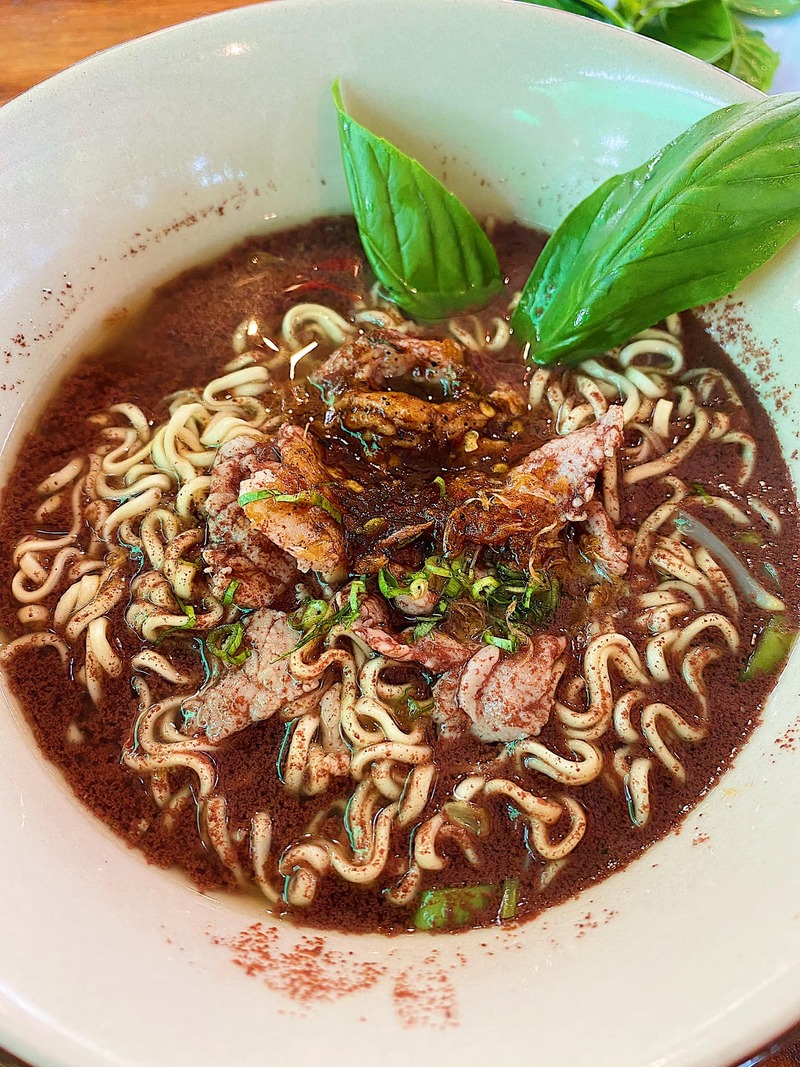 ร้านอาหารบางแสน ชลบุรี อร่อยไม่แพง : 25 ร้านอร่อยราคาประหยัด ใกล้หาดบางแสน