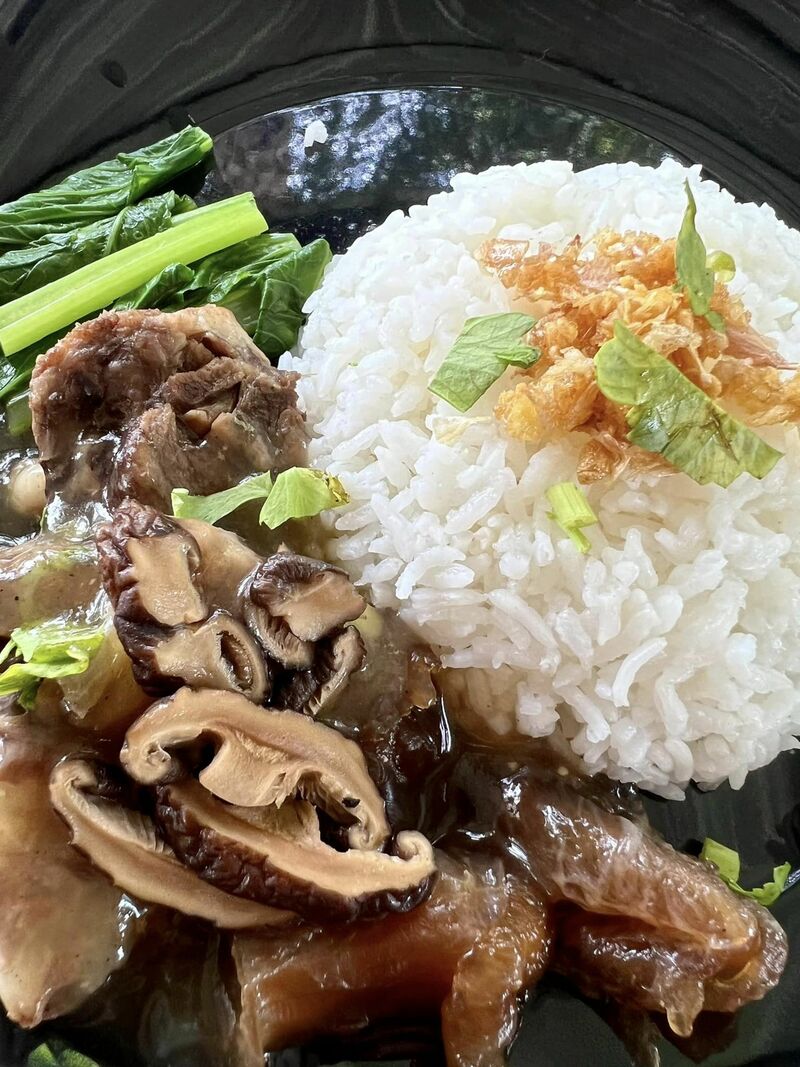 ร้านอาหารบางแสน ชลบุรี อร่อยไม่แพง : 25 ร้านอร่อยราคาประหยัด ใกล้หาดบางแสน