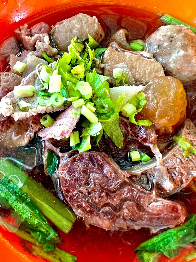 ร้านอาหารบางแสน ชลบุรี อร่อยไม่แพง : 25 ร้านอร่อยราคาประหยัด ใกล้หาดบางแสน