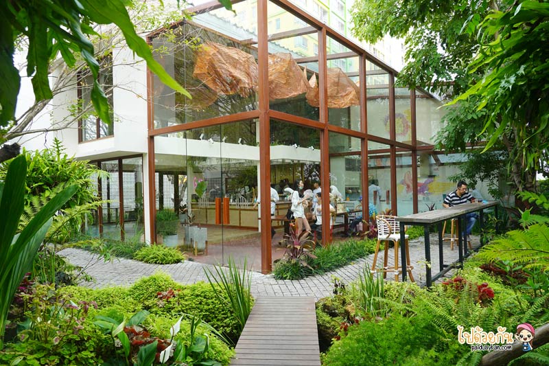 คาเฟ่เกษตรนวมินทร์, ร้านอาหารเรียบด่วนรามอินทรา, ร้านอาหารรามอินทรา, คาเฟ่รามอินทรา, ขมิ้นคาเฟ่, ขมิ้นคาเฟ่ คาเฟ่ในอาคารเก๋ กลางสวนป่า