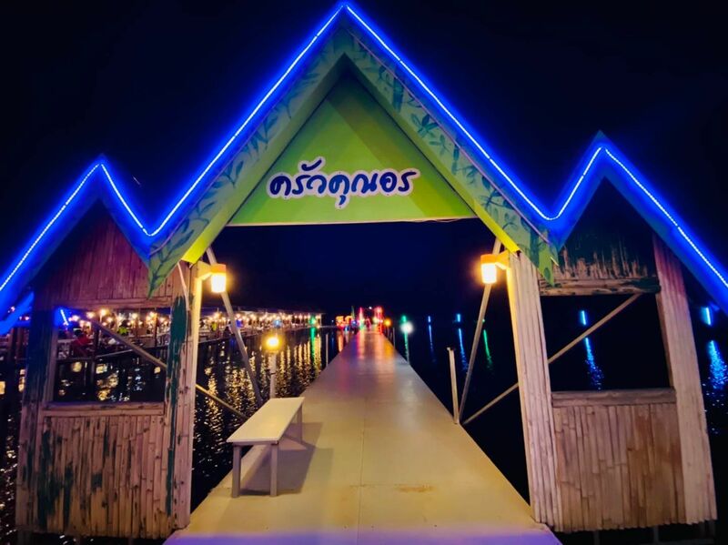 ร้านอาหารวันพ่อ : 10 ร้านอาหารทะเลสดๆ บรรยากาศดีติดริมน้ำในกรุงเทพฯ ไม่ต้องไปไกลถึงต่างจังหวัด! @บางขุนเทียน