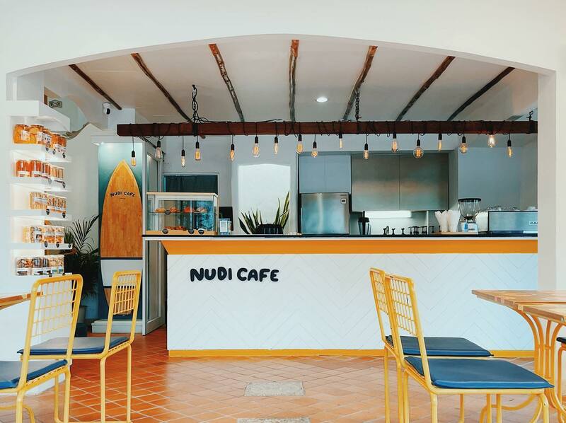 คาเฟ่พัทยา : รวมคาเฟ่น่าเช็คอิน เเละไม่ควรพลาด (มีร้านริมทะเล)