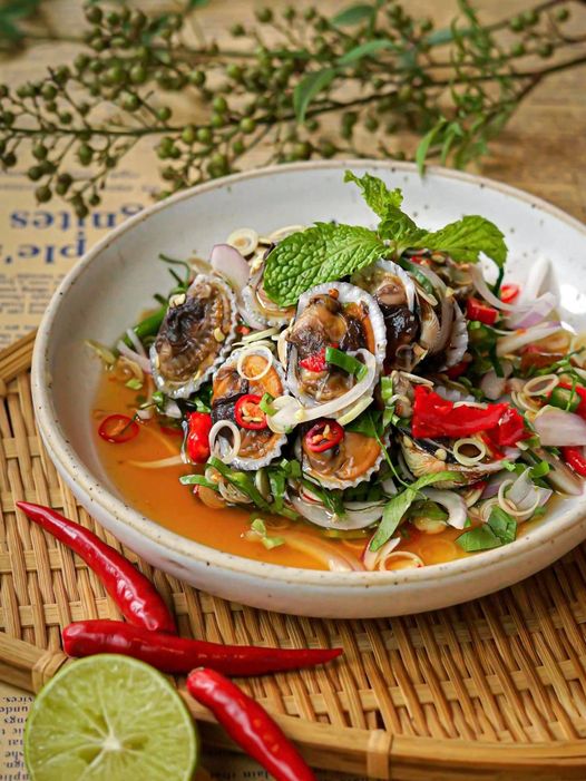 คาเฟ่พัทยา : รวมคาเฟ่น่าเช็คอิน เเละไม่ควรพลาด (มีร้านริมทะเล)