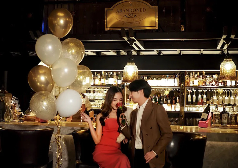 top 10+ ร้านนั่งชิว กรุงเทพ 2024 เน้นบรรยากาศ จิบเครื่องดื่มเพลินๆ