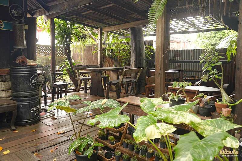 บ้านเบ้ววว slope coffee, บ้านเบ้ววว slope coffee คาเฟ่แพร่สุดชิคในบ้านไม้เก่า สไตล์วินเทจ ถ่ายรูปสวย