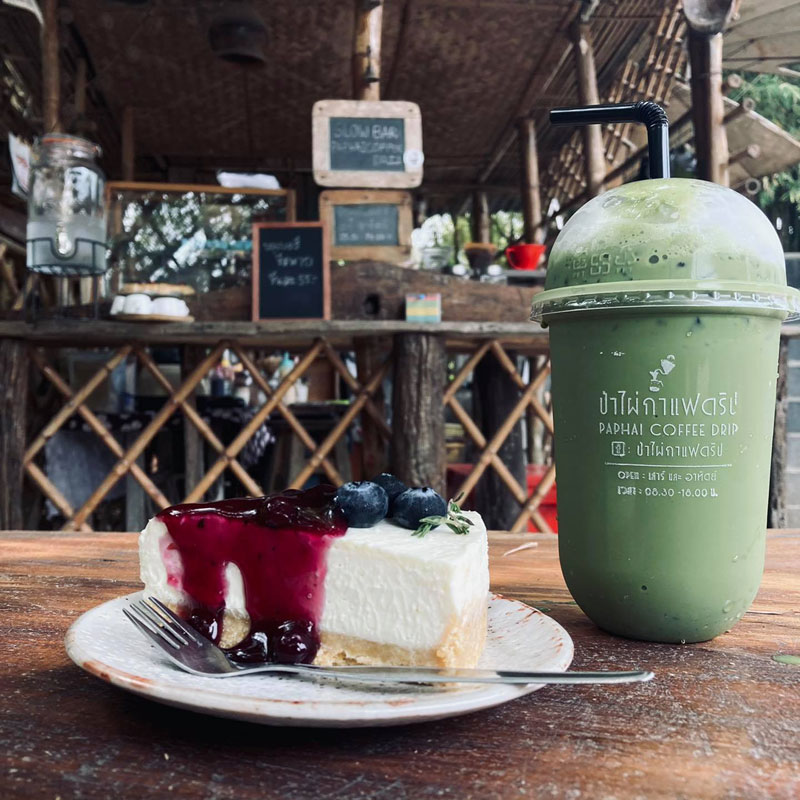 เที่ยวนครนายก, นครนายก, คาเฟ่นครนายก, คาเฟ่นครนายก 20 ร้านเด็ด อัพเดท 2024  วิวริมน้ำ ใกล้เขื่อน บรรยากาศดี  น่าแชะภาพ