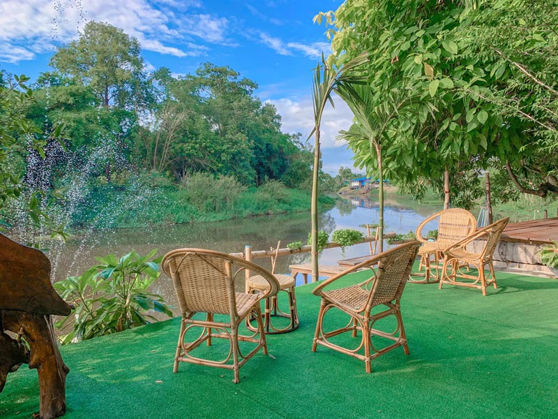 เที่ยวนครนายก, นครนายก, คาเฟ่นครนายก, คาเฟ่นครนายก 20 ร้านเด็ด อัพเดท 2024  วิวริมน้ำ ใกล้เขื่อน บรรยากาศดี  น่าแชะภาพ