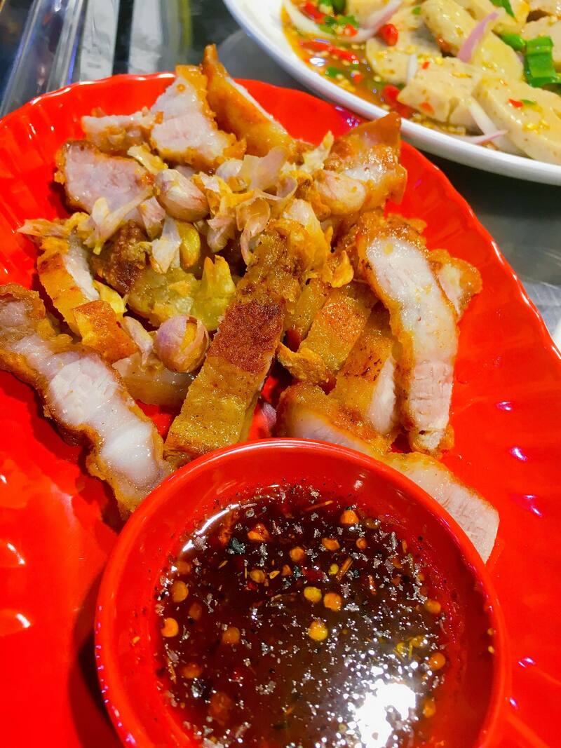 คนละครึ่ง 10 ร้านพัทยาอร่อยครบจบทั้งเมนูคาว-หวาน พร้อมราคาคุ้มสุดจ่ายครึ่งเดียว!