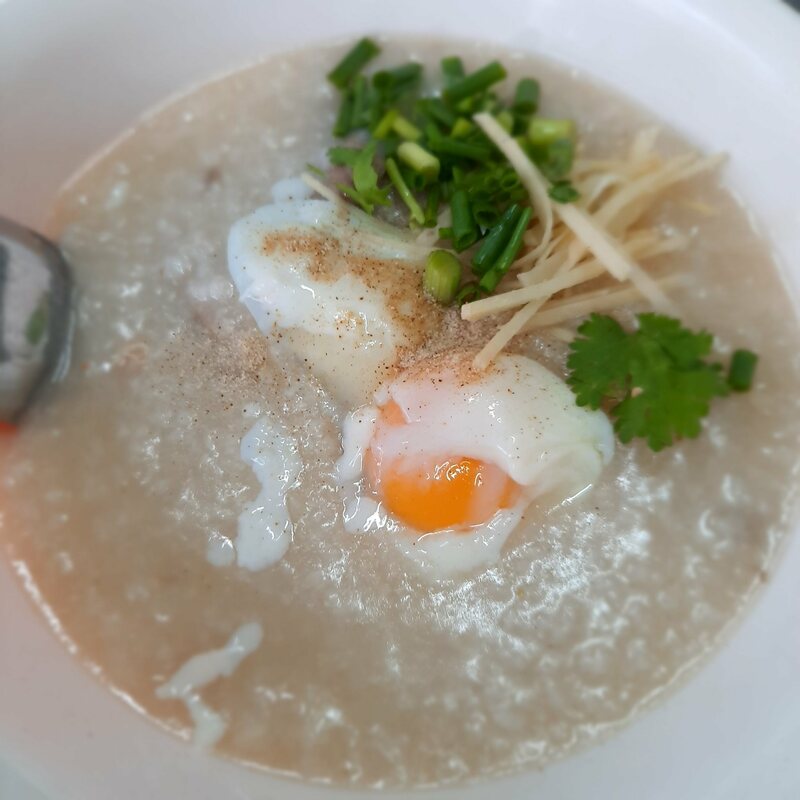 สลัดความหิวแล้วไปอิ่มอร่อยพอดีท้องกับ 9 ร้านโจ๊กในกรุงเทพฯ