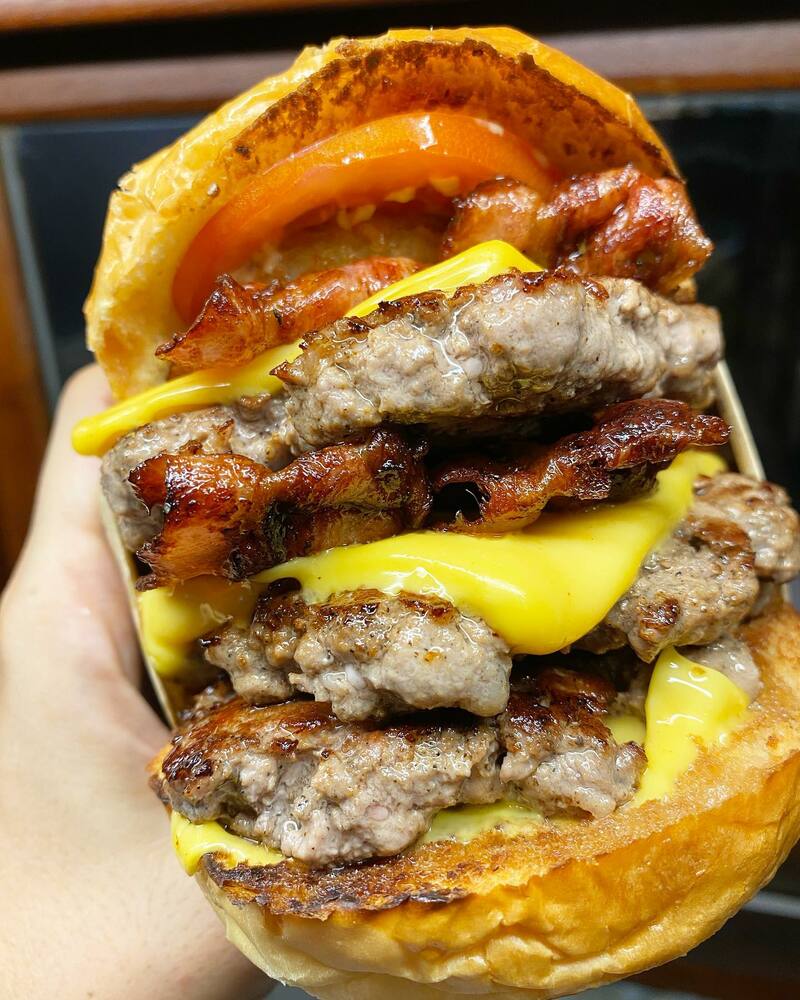 ร้าน hang out นั่งชิล กทม. รวมร้านเด็ดบรรยากาศดีแฮงเอาท์ไม่ควรพลาด!