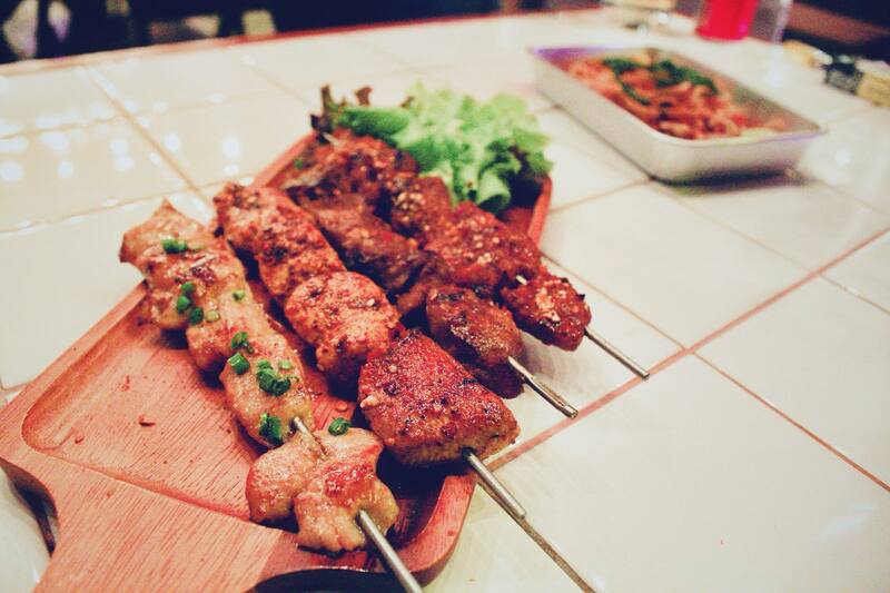 ร้าน hang out นั่งชิล กทม. รวมร้านเด็ดบรรยากาศดีแฮงเอาท์ไม่ควรพลาด!