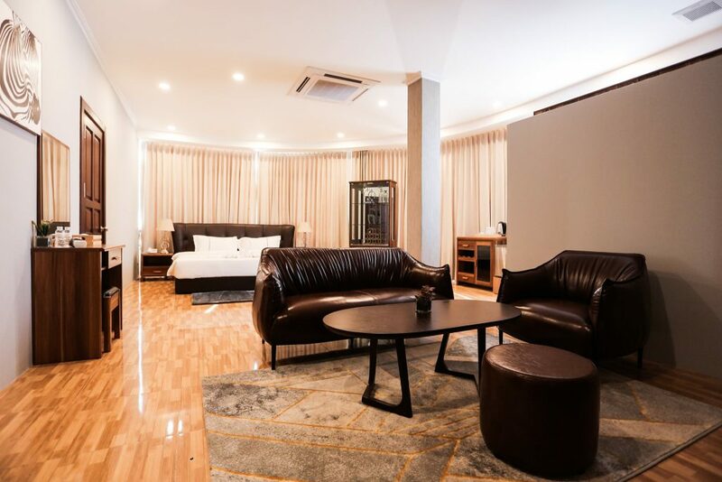 deluxe room, double room, eastin, eastin hotel vientane, heavenchy, heavenchy hotel, joma bakery cafe, lanexang princess hotel, lao poet hotel, lao poet suit, moonlight champa, one vientiane hotel, one vientiane hotel & restaurant, petit espace boutique hostel, rooftop, sailomyen 1 guesthouse, sailomyen cafe & hostel, standard double room, syri guesthouse, twin room, urban classic, urban deluxe, urban deluxe twin, urban exclusive, urban exclusive suit, urbanite hotel, ที่พัก, ที่พักพร้อมอาหารเช้า, ที่พักลาว2023, ที่พักลาว2024, ที่พักลาว2566, ที่พักลาว2567, ที่พักลาวเวียงจันทน์, ที่พักเวียงจันทน์, ที่พักเวียงจันทน์2023, ที่พักเวียงจันทน์2566, ที่พักเวียงจันท์2024, ที่พักเวียงจันท์2567, ที่พักใกล้แลนด์มาร์คเวียงจันทน์, ห้องนอนรวม, ห้องนอนแบบแคปซูล, เกสเฮ้าส์, เตียงควีนไซส์, โรงแรมลานช้าง ปริ้นเซสส์, โรงแรมเวียงจันทน์, โฮสเทล, top 10+ ที่พักในเวียงจันทน์ สปป.ลาว 2024 เดินทางง่าย ใกล้แลนด์มาร์ค