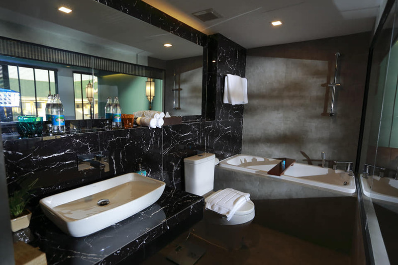 deluxe room, double room, eastin, eastin hotel vientane, heavenchy, heavenchy hotel, joma bakery cafe, lanexang princess hotel, lao poet hotel, lao poet suit, moonlight champa, one vientiane hotel, one vientiane hotel & restaurant, petit espace boutique hostel, rooftop, sailomyen 1 guesthouse, sailomyen cafe & hostel, standard double room, syri guesthouse, twin room, urban classic, urban deluxe, urban deluxe twin, urban exclusive, urban exclusive suit, urbanite hotel, ที่พัก, ที่พักพร้อมอาหารเช้า, ที่พักลาว2023, ที่พักลาว2024, ที่พักลาว2566, ที่พักลาว2567, ที่พักลาวเวียงจันทน์, ที่พักเวียงจันทน์, ที่พักเวียงจันทน์2023, ที่พักเวียงจันทน์2566, ที่พักเวียงจันท์2024, ที่พักเวียงจันท์2567, ที่พักใกล้แลนด์มาร์คเวียงจันทน์, ห้องนอนรวม, ห้องนอนแบบแคปซูล, เกสเฮ้าส์, เตียงควีนไซส์, โรงแรมลานช้าง ปริ้นเซสส์, โรงแรมเวียงจันทน์, โฮสเทล, top 10+ ที่พักในเวียงจันทน์ สปป.ลาว 2024 เดินทางง่าย ใกล้แลนด์มาร์ค