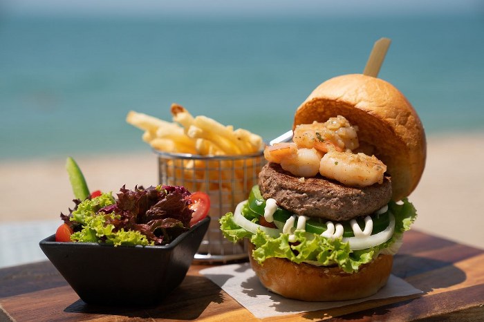 พัทยา, top 12+ ร้านอาหารพัทยา 2567 ร้านอาหารซีฟู้ดสดๆ อร่อยๆ วิวริมทะเล