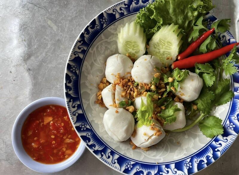 ร้านข้าวต้มปลา ภูเก็ต : ข้าวต้ม ซีฟู้ด เจ้าเด็ดประจำเมืองภูเก็ต ไม่แวะไม่ได้!!