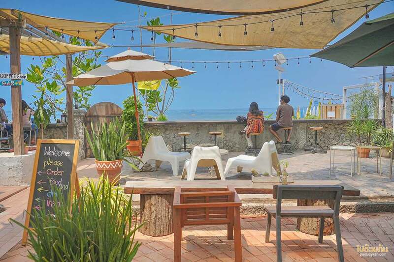 คาเฟ่ศรีราชา, ศรีราชา, little town sriracha สูดกลิ่นไอทะเล ในคาเฟ่สุดโฮมมี่  