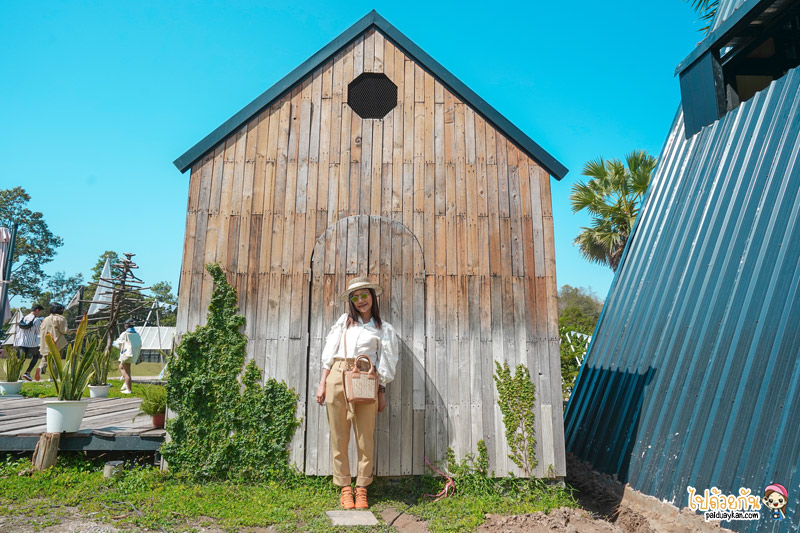 jungle space cafe & bistro นครพนม, คาเฟ่นครพนม, ร้านกาแฟนครพนม, jungle space cafe & bistro  คาเฟ่สุดเท่แห่งนครพนม