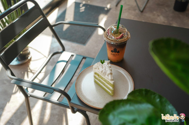 jungle space cafe & bistro นครพนม, คาเฟ่นครพนม, ร้านกาแฟนครพนม, jungle space cafe & bistro  คาเฟ่สุดเท่แห่งนครพนม