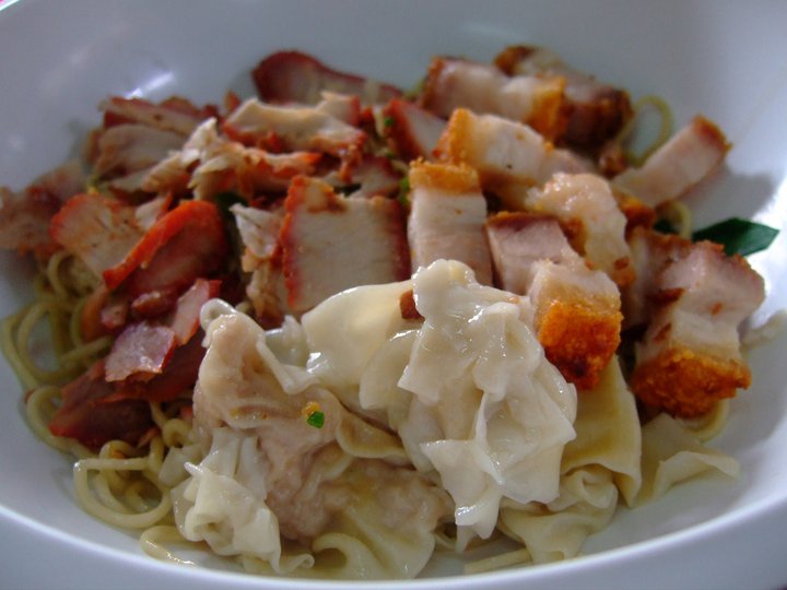 top 10+ ร้านย่านดุสิต อร่อยจนต้องห้ามพลาด!