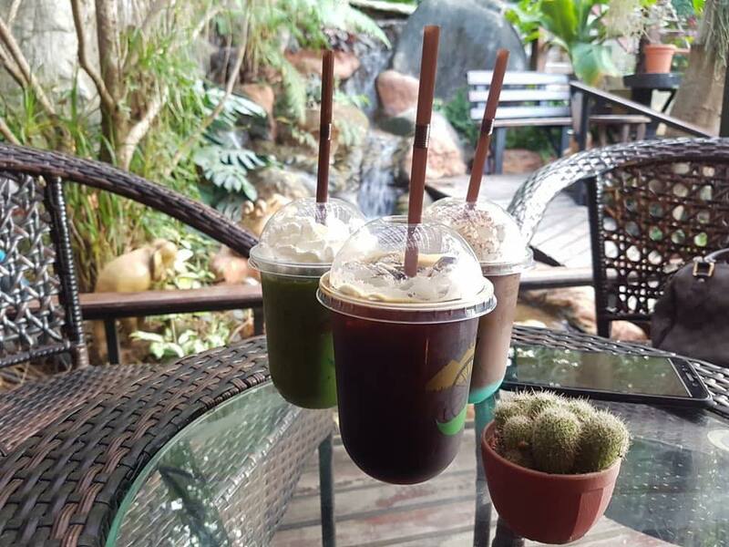 top 7+ คาเฟ่ริมน้ำเขาใหญ่ จิบกาแฟสัมผัสลมเก๋ๆ ช่วงฤดูฝน
