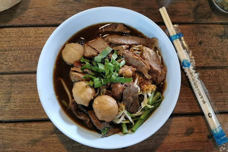 top 7+ ร้านก๋วยเตี๋ยว เอกมัย ทองหล่อ สุขุมวิท รสเด็ด ต้องไปโดน