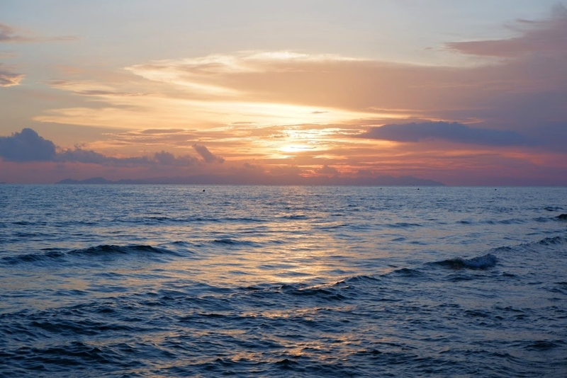 secret sunset beach, จุดชมวิวแหลมงอบ, ชุมชนบ้านน้ำเชี่ยว, ตราด, ที่เที่ยวตราด, ที่เที่ยวตราด 2024, ที่เที่ยวตราด 2567, น้ำตกคลองแก้ว, พระจมน้ำ เขาระกำ, วัดบุปผาราม, วัดปลายคลอง, ศาลเจ้าพ่อหลักเมืองตราด, สลักเพชร, หาดบานชื่น, หาดลับ ตราด, อันซีน ตราด, อ่าวตาลคู่, อ่าวสลักเพชร, อุทยานแห่งชาติน้ำตกคลองแก้ว, อุทยานแห่งชาติหมู่เกาะช้าง, เกาะกระดาด, เกาะกูด, เกาะกูด 2024, เกาะง่าม, เกาะช้าง, เกาะช้าง 2024, เกาะหมาก, เขาระกำ, เที่ยวตราด, เที่ยวตราด 2024, เที่ยวตราด 2567, top 15+ ที่เที่ยวตราด [กรกฎาคม 2024] มหัศจรรย์เมืองเกาะครึ่งร้อย ทะเลสวย น้ำใส ปะการังหลากสี