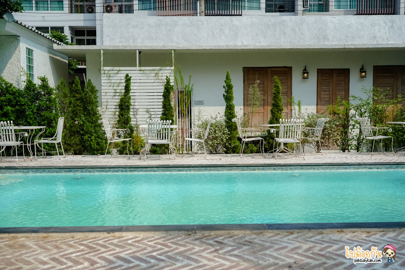 คาเฟ่ลาดพร้าว วังหิน, คาเฟ่โชคชัยสี่, slole cafe & garden โชคชัย4, slole cafe & garden โชคชัย4