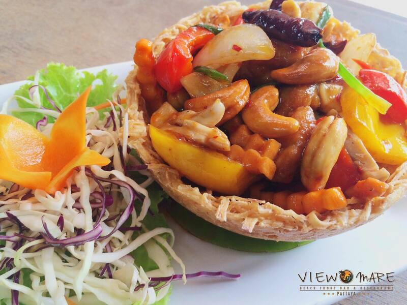 ร้านอาหารริมทะเล พัทยา : รวมร้านบรรยากาศดี พิกัด : ริมหาดพัทยา ไม่ไปไม่ได้แล้ววว