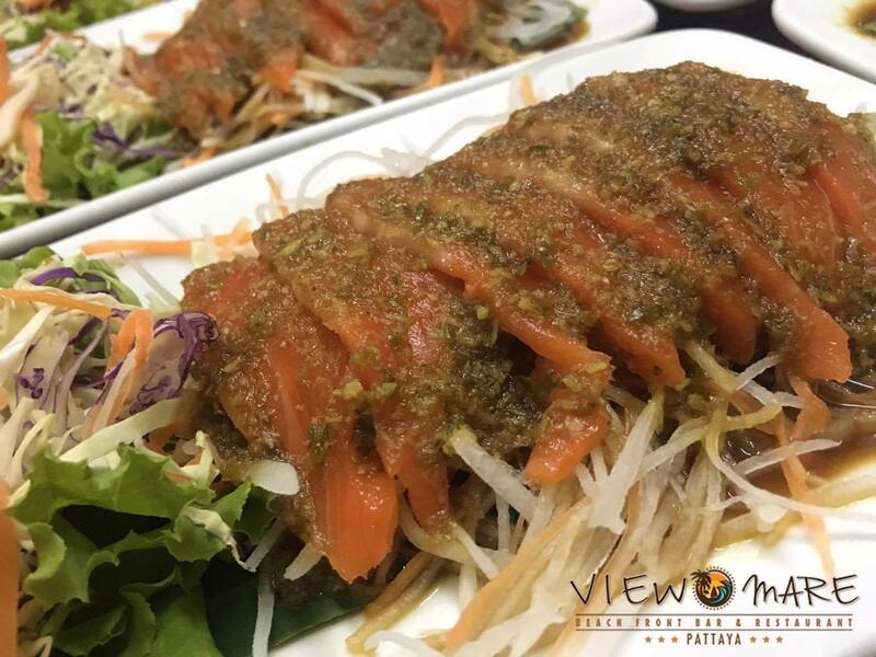 ร้านอาหารริมทะเล พัทยา : รวมร้านบรรยากาศดี พิกัด : ริมหาดพัทยา ไม่ไปไม่ได้แล้ววว