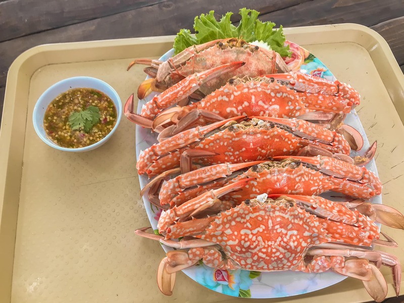 ร้านอาหารริมทะเล พัทยา : รวมร้านบรรยากาศดี พิกัด : ริมหาดพัทยา ไม่ไปไม่ได้แล้ววว