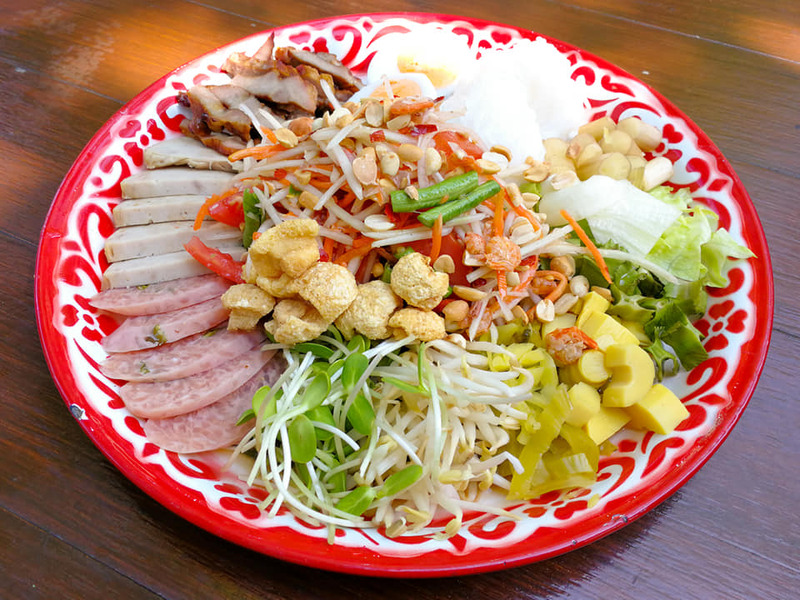 ร้านอาหาร จ.นครสวรรค์ : รวมร้านอาหารเด็ดๆ เจ้าเก่า น่าโดน ประจำเมืองนครสวรรค์